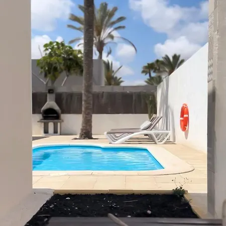 House Boho Palm With Private Heated Pool And Garden, 3 Bedrooms, Wi-Fi Corralejo Exterior photo